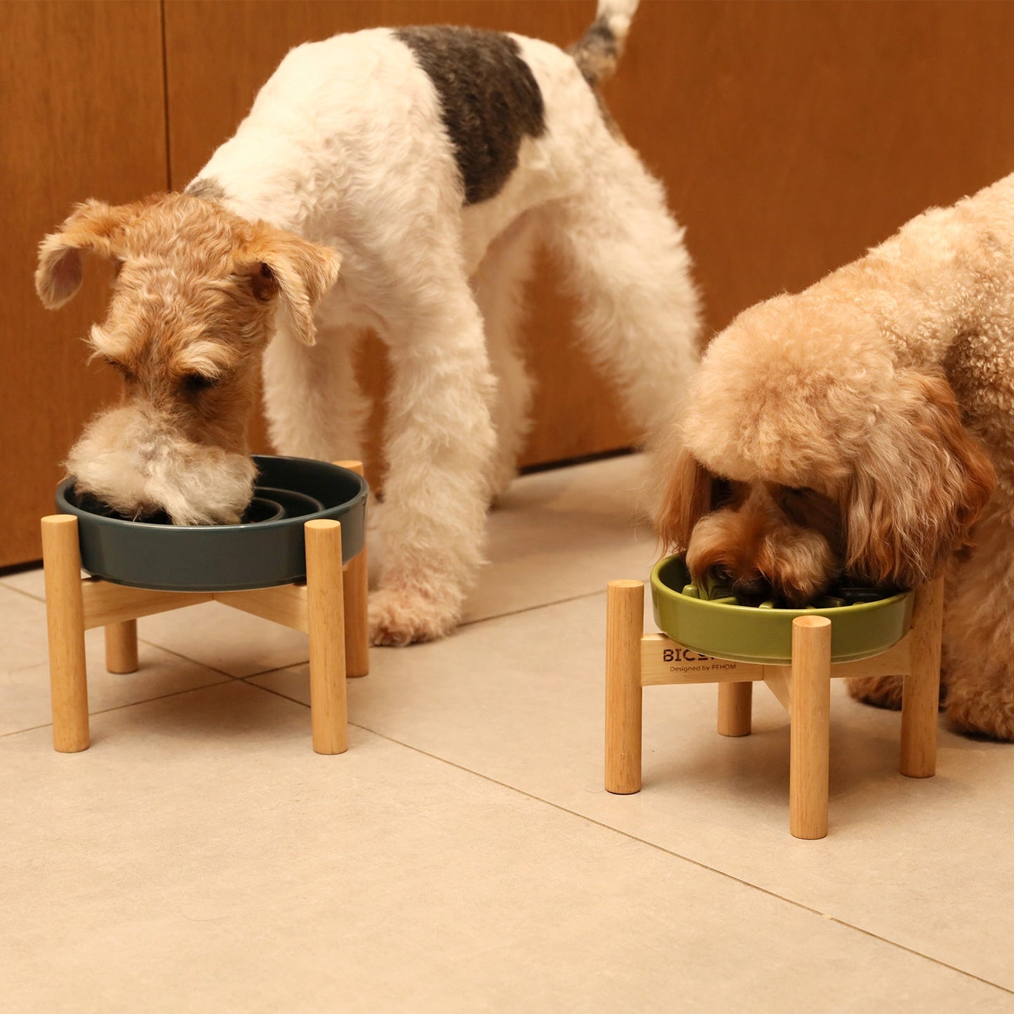 Wave Slow Feeder Bowl